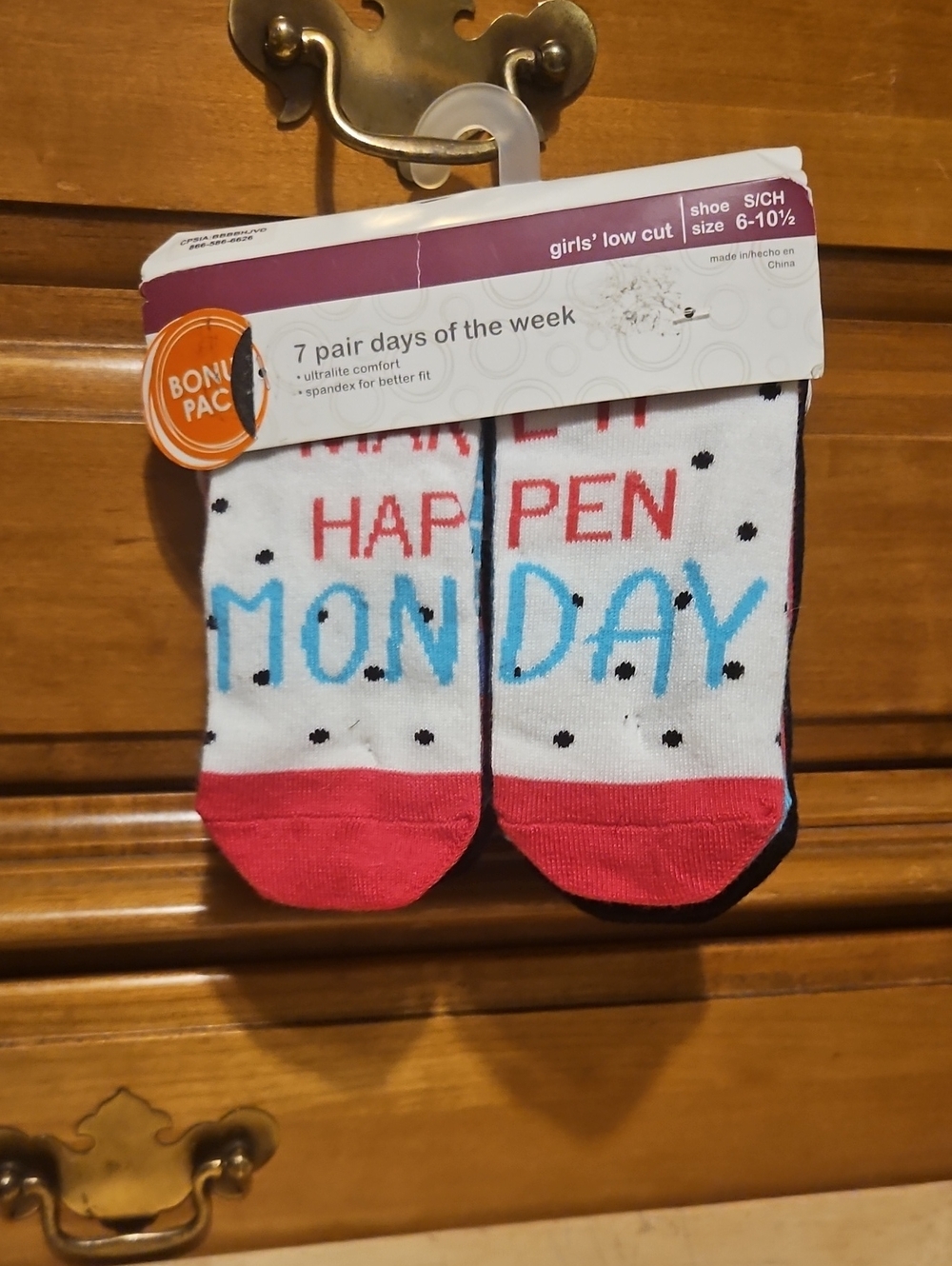 Girls' Low Cut Socks - White with Pink and Blue 'HAPPEN MONDAY' Design Size 6-10